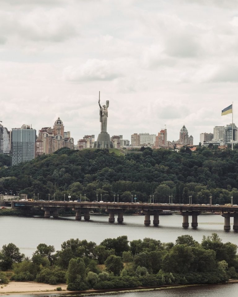 Романтична вечеря на даху у Києві romantic.ua