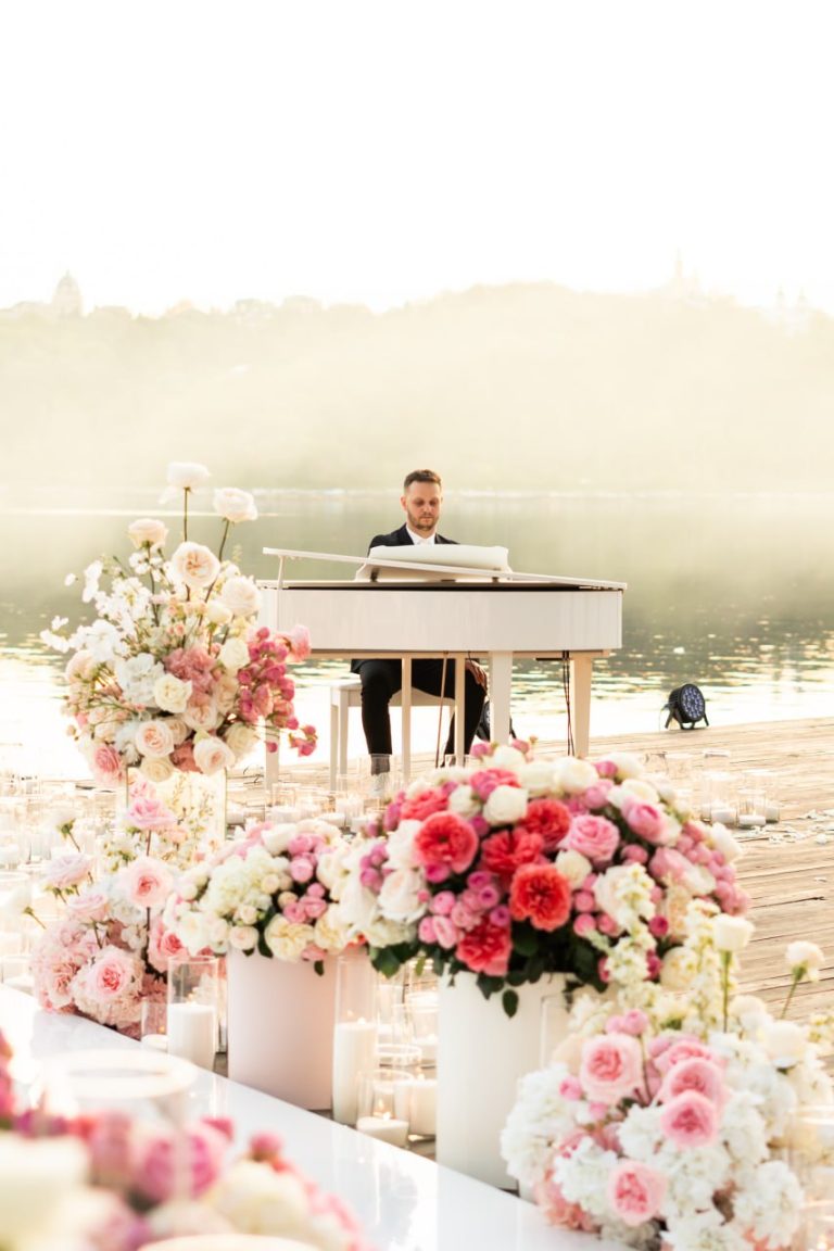 Романтична вечеря на даху у Києві romantic.ua