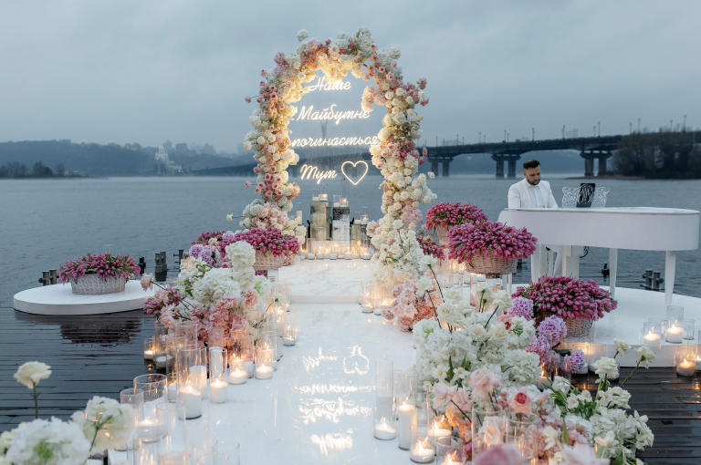 Романтична вечеря на даху у Києві romantic.ua