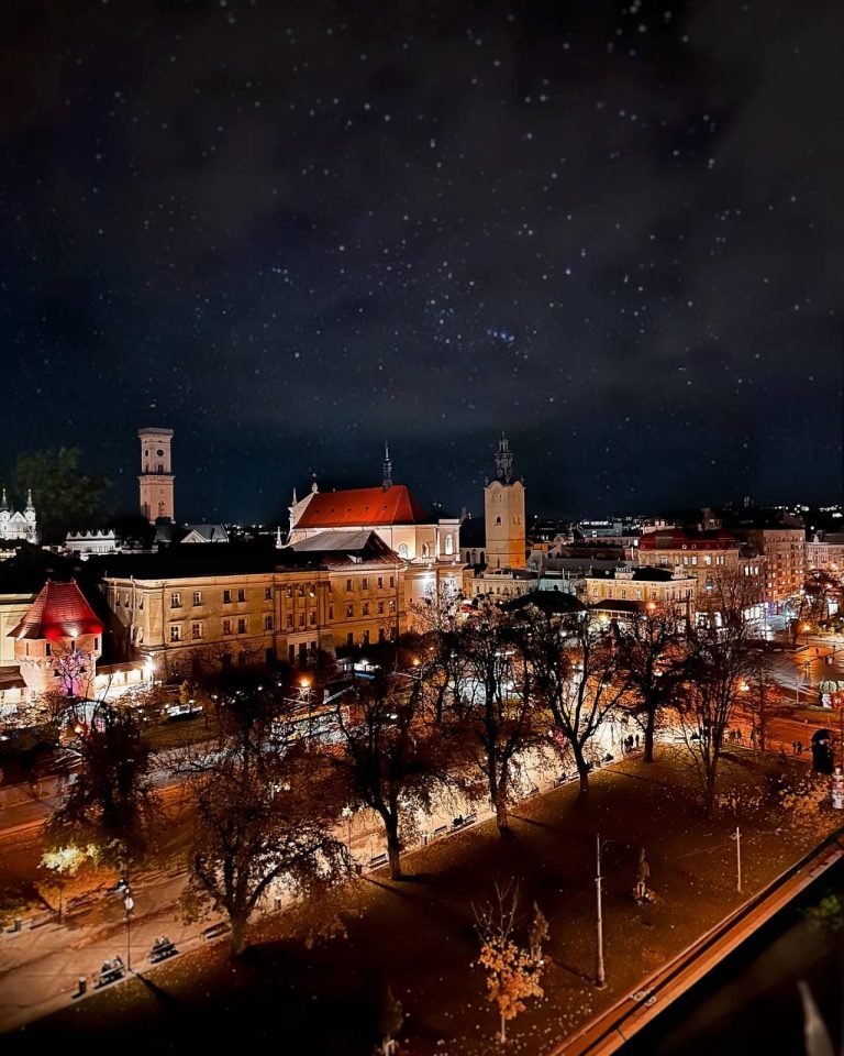 Романтична вечеря на даху у Києві romantic.ua